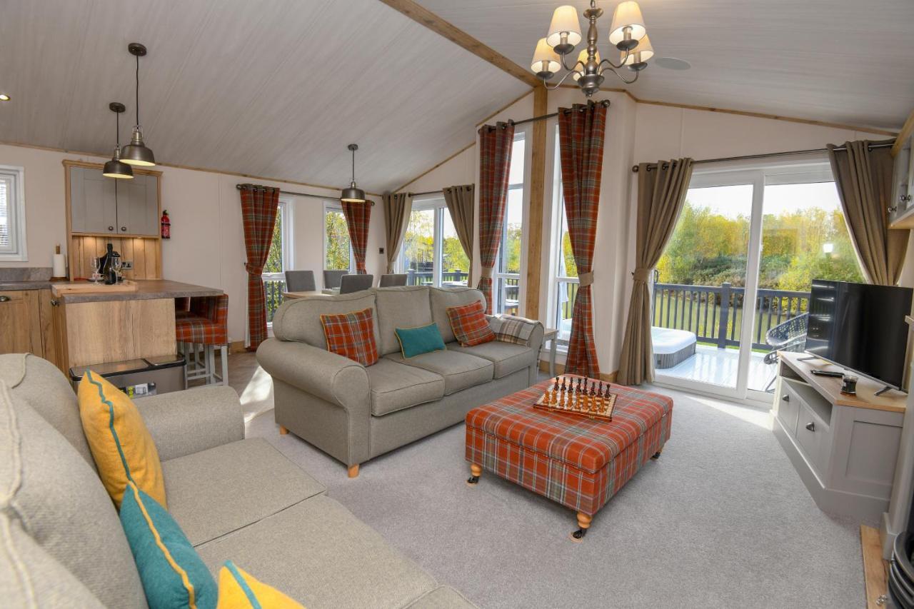 Lakewood Retreat Woodhall Spa Exterior foto